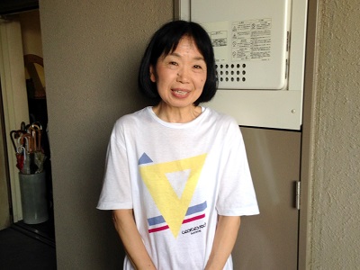 4年程前に知り合いの方が当社へ ご依頼していただき  そのとき一緒にお手伝いを されていた福岡市南区のお客様より  マンションの防水工事のため、 ベランダに置いてあるものを 片付けてほしいとのご依頼です。  作業当日、まずはお見積りを させていただきました。  「すみません、鉢植えがたくさんある ので大変な作業になると思いますが… お願いできますか？」  と、ご心配されていましたが、 お問い合わせの際にたくさん鉢植えが  あることは聞いておりましたので、 スタッフも2名でお伺いしていました ので大丈夫です！  親の家(実家) お部屋 老人ホーム入居・退去 引越し 解体前 遺品整理の際の不用な家具 不用品 不要品 粗大ごみ 粗大ゴミ家一軒丸ごと片付けを【便利屋】暮らしなんでもお助け隊 福岡六本松店が作業完了ですっきりしました  鉢植えの量がかなりあり、ベランダで 作業を行うとご近所様にご迷惑を おかけする場合もございますので、  今回は鉢植えの分別作業は 会社へ持ち帰って作業を行う  ご相談とご説明をさせていただき、 ご承諾後作業をさせて頂きました。  ※鉢植えは、植木鉢、土、植木と 分別作業を行わなければ処理を行う ことができませんので、別途費用を 頂いております。   植木鉢分別作業 	  	   土(どのう袋1袋 1000円) 分別作業費 3000円～ (1人1時間作業3,000円)  お客様の愛情いっぱいに 育てられた植木達は、窓や玄関から  運びだせないほど 大きく育っていましたので、  たいへん心を痛められると思いますが、  「枝を切り落とさせていただいても よろしいでしょうか。」  とご相談後、運び出し 作業を行いました。  運び出し作業完了後、清掃作業を行い、 スタッフ2名で半日作業となりましたが 無事に完了することができました。  作業中も、スタッフへお気遣いして いただき冷たい飲み物の差し入れに  作業後はお菓子までいただき ありがとうございました。  「ほんとに、すみません。 大変な作業をこんなに丁寧にして いただいてありがとうございました。 また、何か片付けで困ったときは お願いしますね。」  と嬉しいお言葉をいただき、 作業完了後の写真撮影にも  にっこり笑顔で ご協力いただきありがとうございました。  親の家(実家) お部屋 老人ホーム入居・退去 引越し 解体前 遺品整理の際の不用な家具 不用品 不要品 粗大ごみ 粗大ゴミ家一軒丸ごと片付けを【便利屋】暮らしなんでもお助け隊 福岡六本松店が作業完了ですっきりしました  片付けに関することはいろいろ 何でもお手伝いしておりますので  「おたくでは、こんな片付けも できる？」というようにお気軽に お問い合せ下さい。  お電話お待ちしております。   老人ホームへの入居・退去　お家の解体前　引越しの際にでた不用品、ご入院・ご退院の際のお部屋片付け　遺品整理は歯ブラシから大型家具(不用品・不用品・粗大ごみ・粗大ゴミ)まで、家の中ぜんぶ(親の家・実家片付け)【便利屋】暮らしなんでもお助け隊 福岡六本松店が全て片づけます。0120-263-101老人ホームへの入居・退去　お家の解体前　引越しの際にでた不用品、ご入院・ご退院の際のお部屋片付け　遺品整理で困ったら歯ブラシから大型家具(不用品・不用品・粗大ごみ・粗大ゴミ)まで、家の中ぜんぶ(親の家・実家片付け)【便利屋】暮らしなんでもお助け隊 福岡六本松店へのお問い合わせは、スマートフォン・iPhoneからはココをクリックすると電話がかけられます